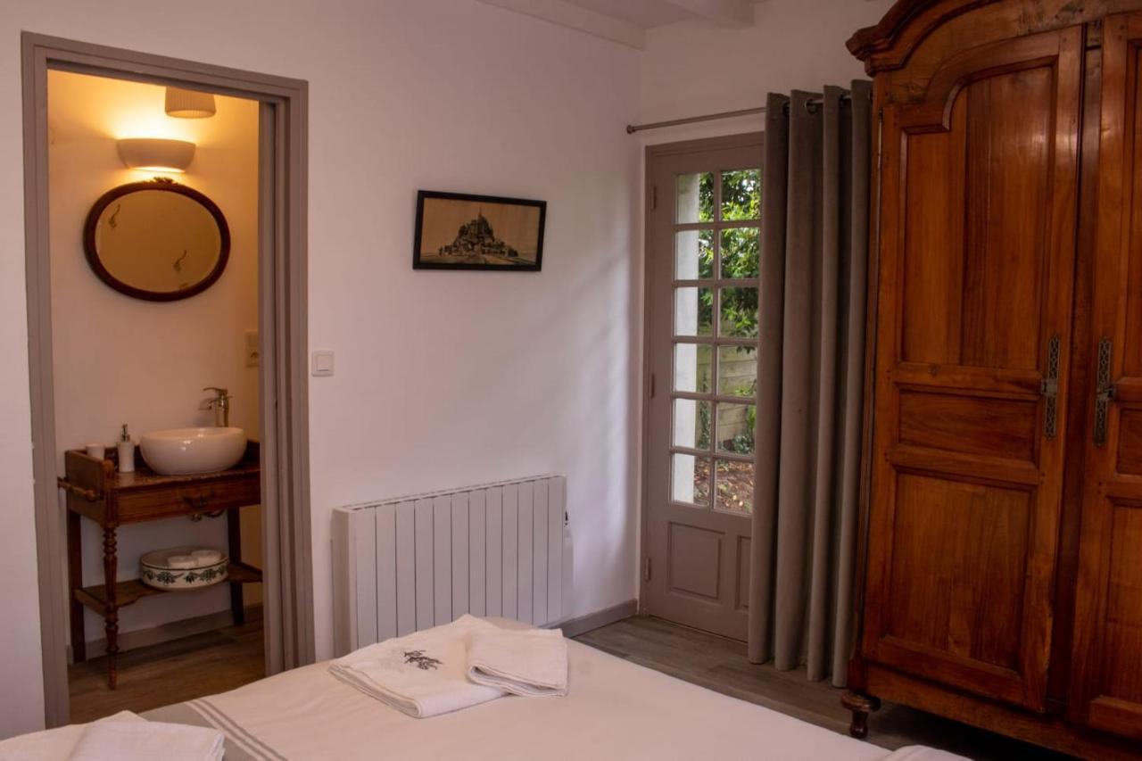 Une Suite au jardin Hyenville Exterior foto